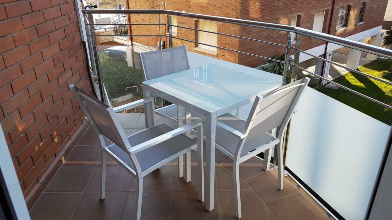 Apartamento Playa Mar Castelldefels Exterior foto